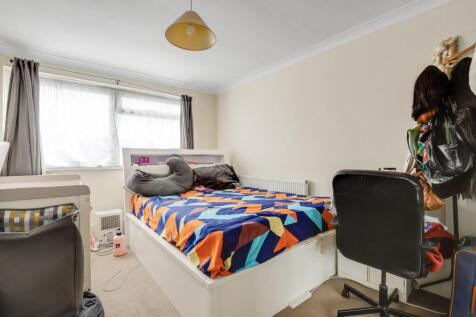 11-79fcJHPropWpen - 26 Benwick Court - 1.jpg