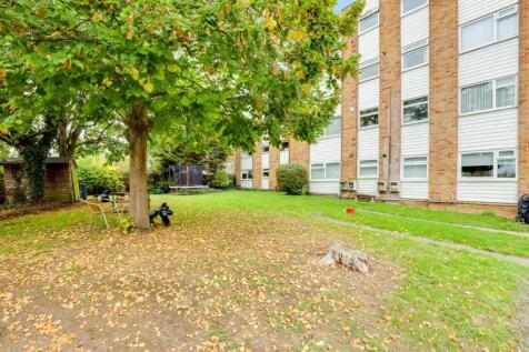 10-f0c3JHPropWpen - 26 Benwick Court - 43.jpg