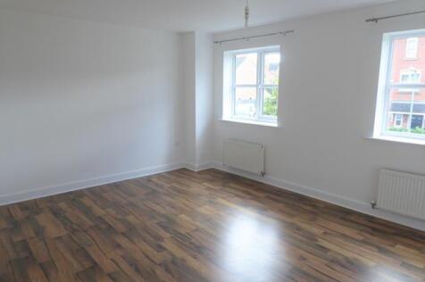 39 Roman Way Living Room (2)