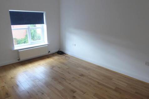 39 Roman Way Bedroom 1
