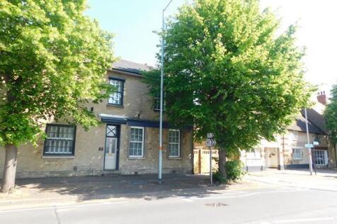 3aHighStreetFront1