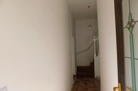 3aHighStreetHallway