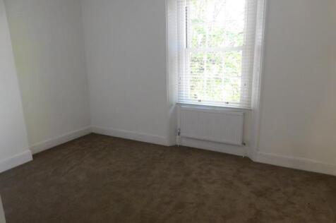 3aHighStBedroom2