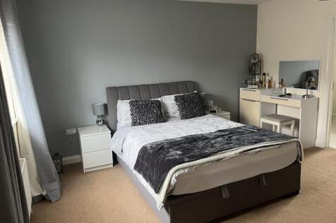 2AThrapstonRoadBedroom1