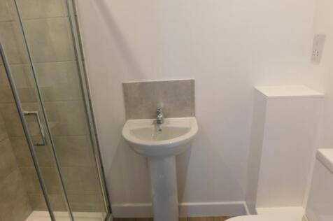 4aFlat1HindStileShowerRoom