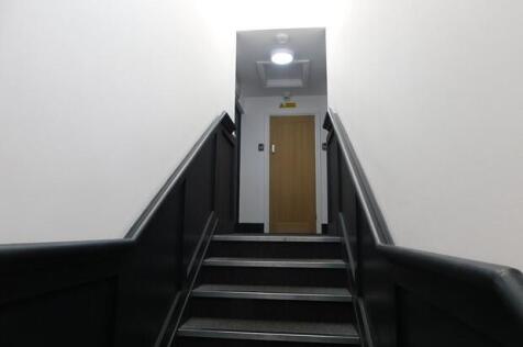 7, 7WharfRoadEntStaircase