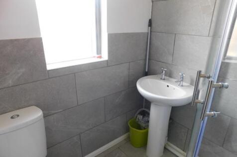 203WollastonRdShower