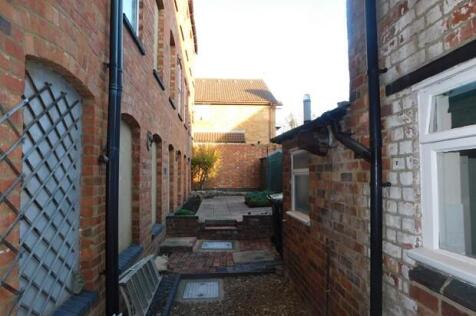 51 North Street Garden