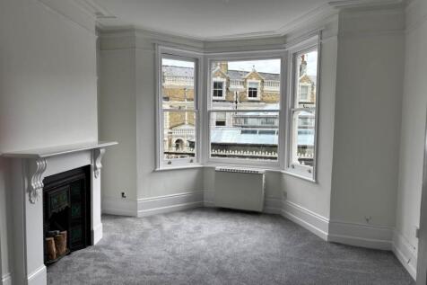 18a Monson Colonnade