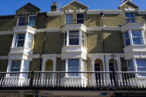 Monson Colonnade, 20