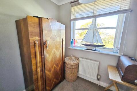 Cot Room/Study