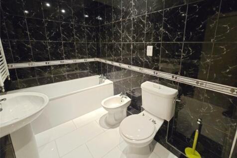 Bedroom 1 Ensuite