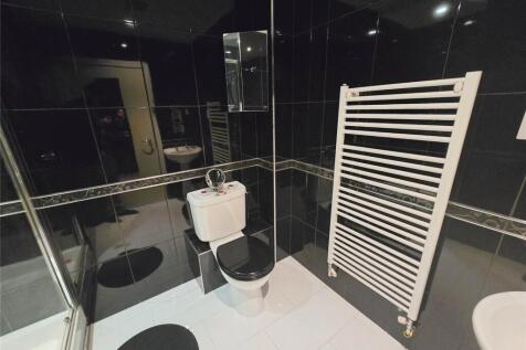 Bedroom 2 Ensuite