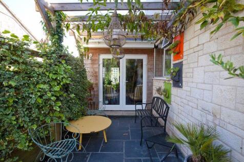 External Seating Area