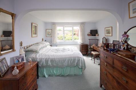 Main Bedroom 