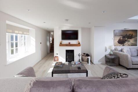 Sitting Room (2)