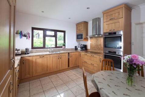 Kitchen / Breakfast Room 