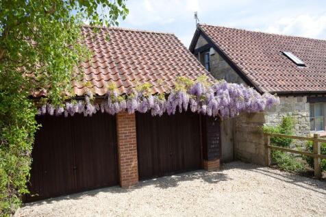 Double Garage 