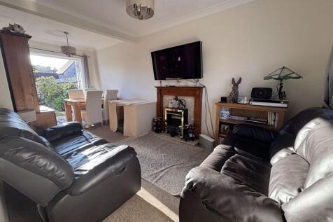 Sitting/Dining Room