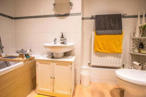 Master-en-suite.jpg