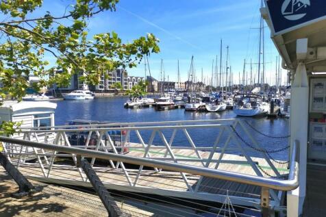 Chatham Marina.jpg