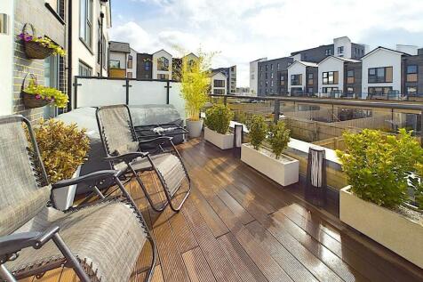 1st Flr. Terrace.jpg
