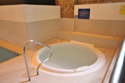 jacuzzi.jpg