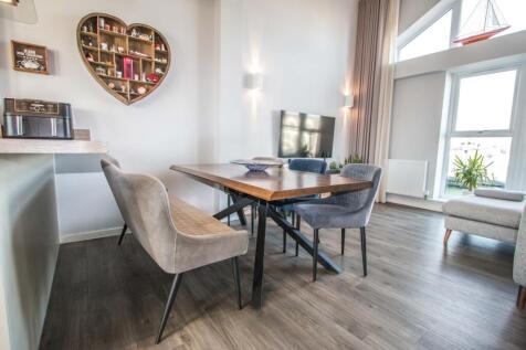 Dining--Area.jpg