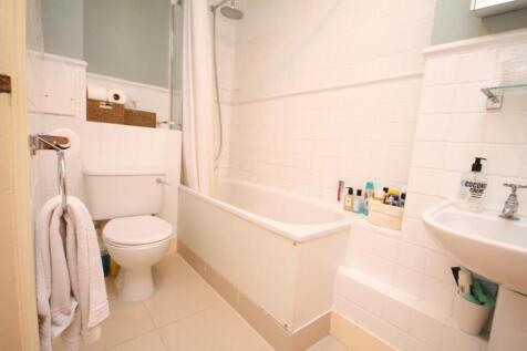 bathroom (3).jpg