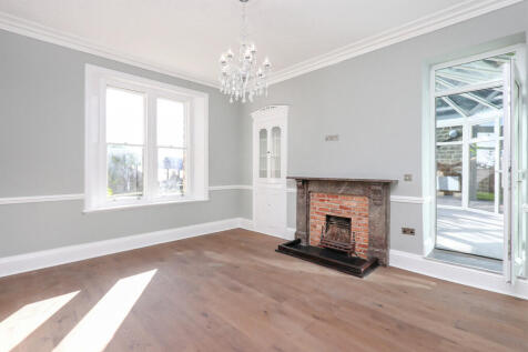 Living Room2