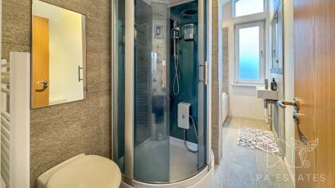 En-suite.