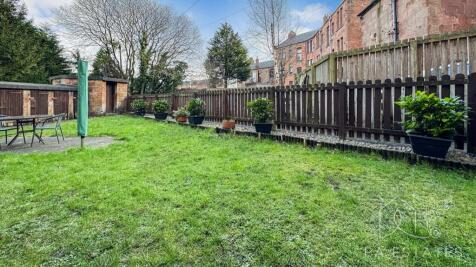 Communal rear garden