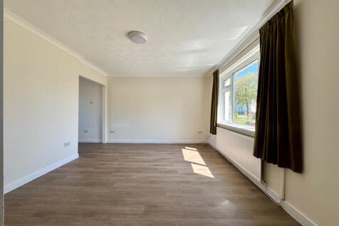 :Living room.