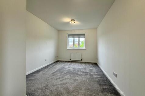 Principal bedroom.