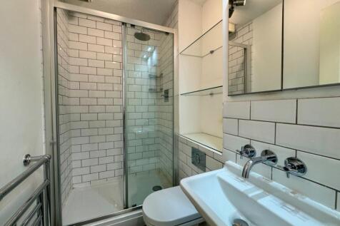 En-Suite.