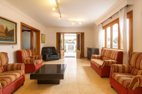 96c1d690-93c4-4e74-a