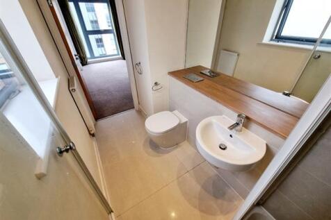 En-suite Bathroom