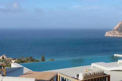Terrace &amp; views