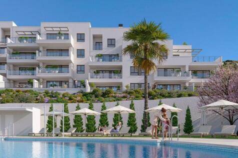 Communal pool
