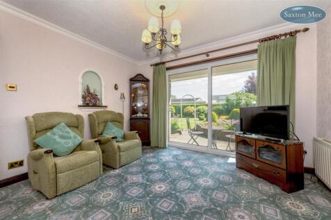 lounge 9347.jpg