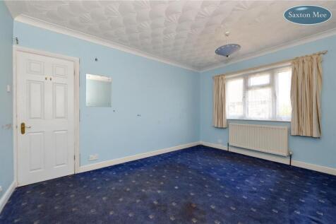 bedroom 1 0080.jpg