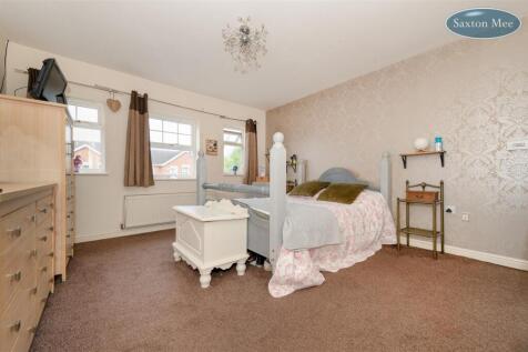 bedroom 1 1940.jpg