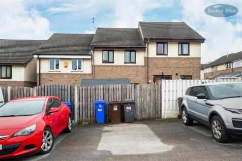 68 Paterson Close - parking 2520.jpg