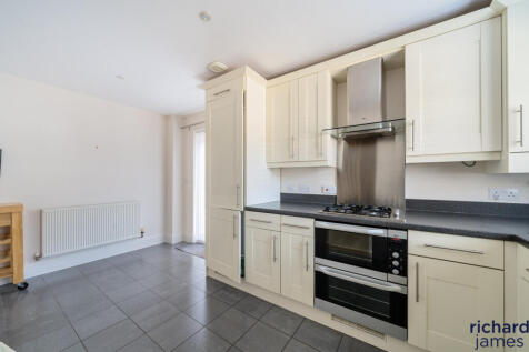 b4e238c3780245a59a7a29b084337b15