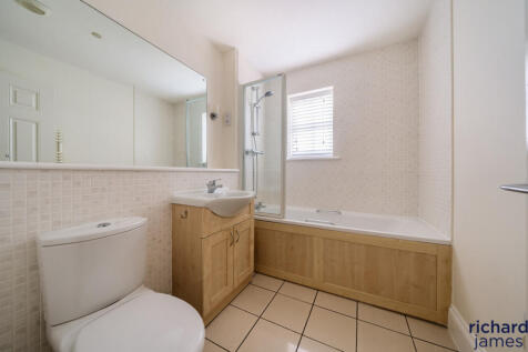 6972276a7e1a429ea482c3828a845397