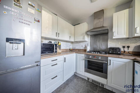 909283677c764c6fb2775445fbacca14