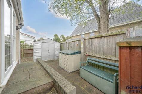 72fcde334c554a6bb229daa30341b6e1