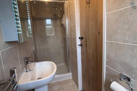 ensuite bathroom