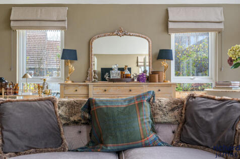 4b827e28615f417a9917d3109620660e