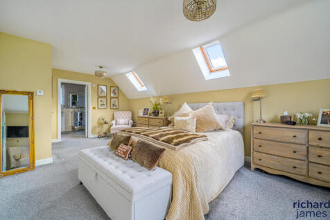 5ce7505973074d5bbd4fb0a05649e26b